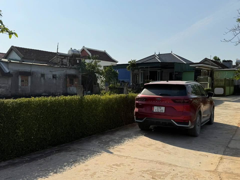 Đất nền Thịnh Sơn Đô Lương 300m² giá 1 tỷ - Lô góc hướng Đông, khu dân cư văn minh!