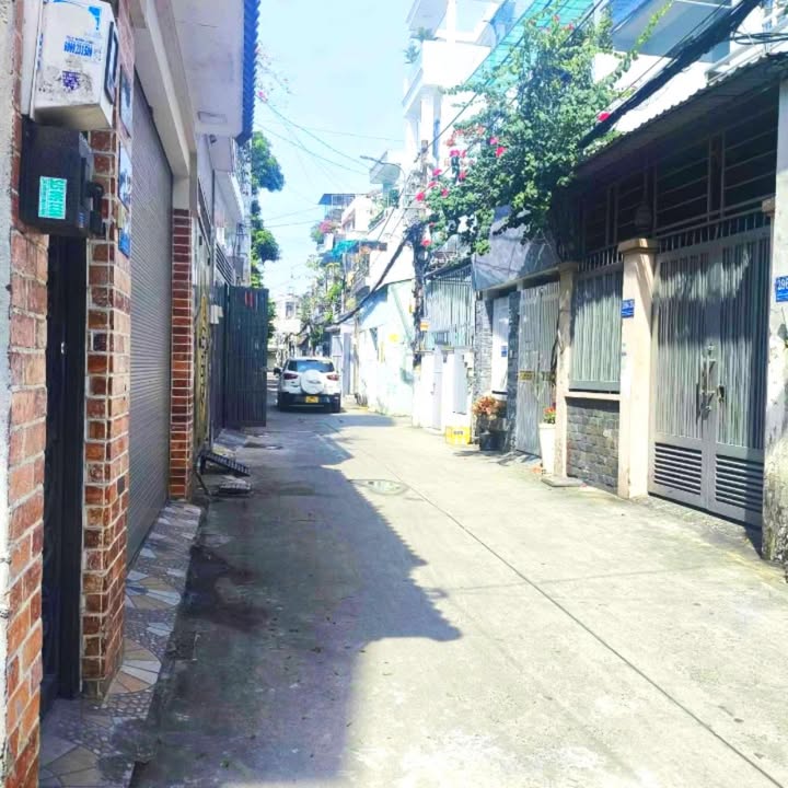 Nhà riêng Tân Thới Hiệp Q12 54m² giá 4.2 tỷ - Diện tích vuông vức, hẻm xe hơi