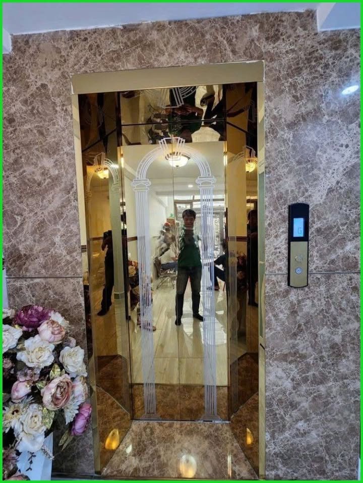 Nhà cho thuê đường Đinh Bộ Lĩnh, Bình Thạnh 50m² giá 27 triệu - Thang máy tiện lợi!