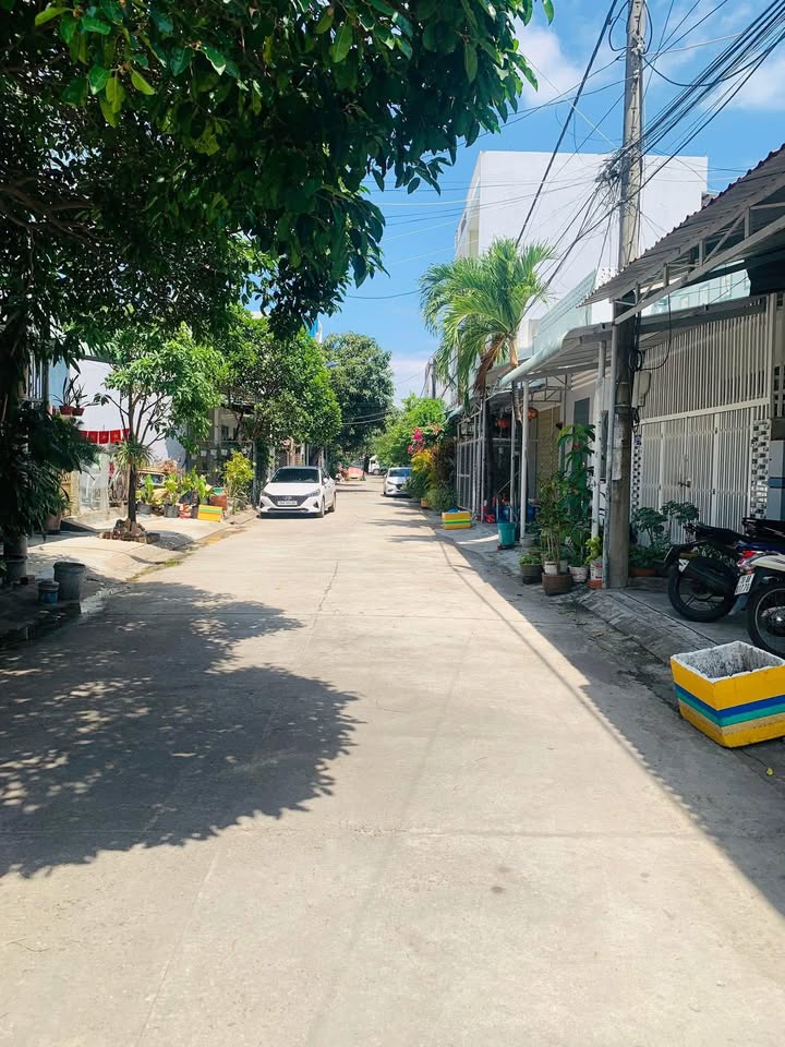 Nhà riêng Trần Hào, Tuy Hòa 60m² giá 2.4 tỷ - Hướng Tây Nam, sổ hồng chính chủ!