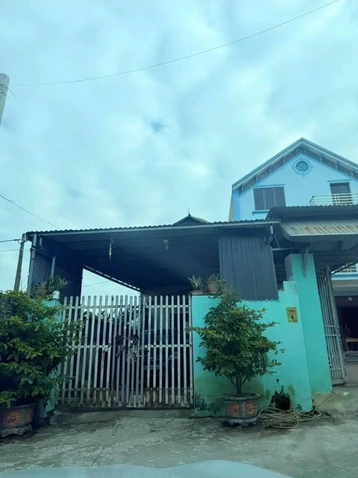 Nhà 2 tầng Trại Mít, Sóc Sơn 120m² giá 1.3 tỷ - Sẵn sàng vào ở ngay!