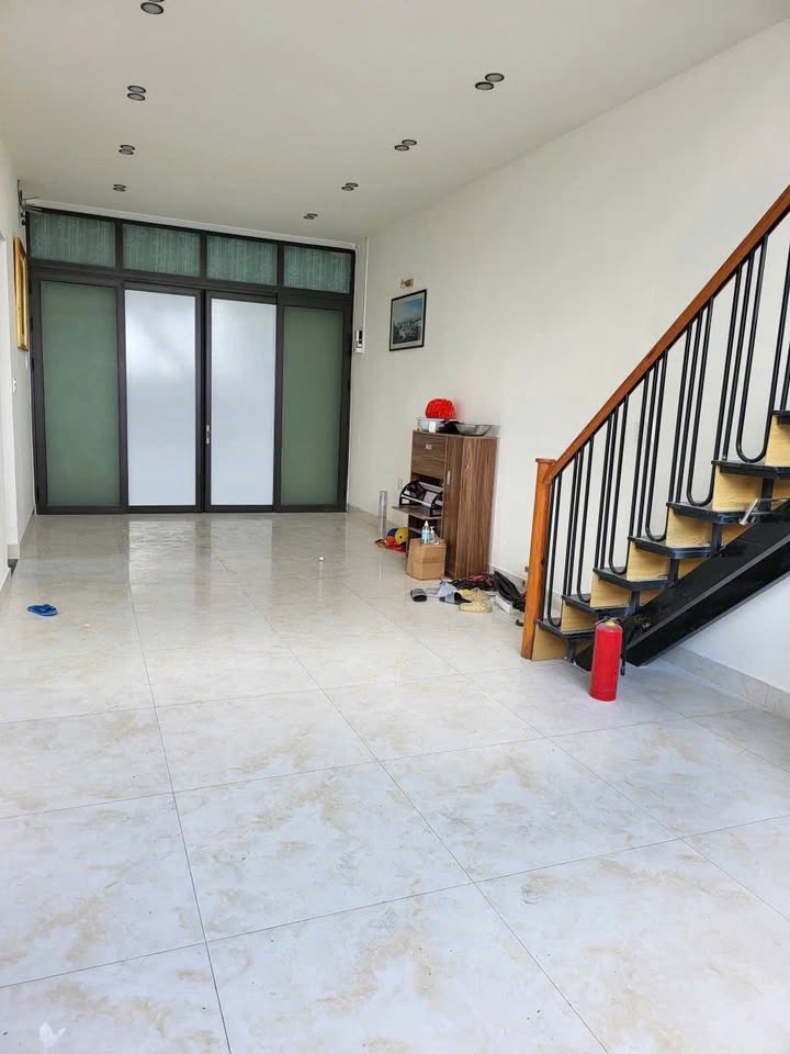 Căn hộ cho thuê Đà Lạt 4PN 5WC giá 7.7 triệu - Đầy đủ nội thất, sẵn sàng ở ngay!