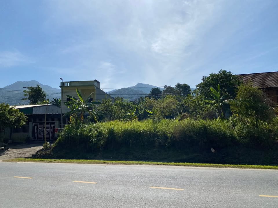 Đất mặt tiền Quốc lộ 12B, Tú Sơn, Kim Bôi 305.3m² giá 1 tỷ - Vị trí đắc địa view núi đá