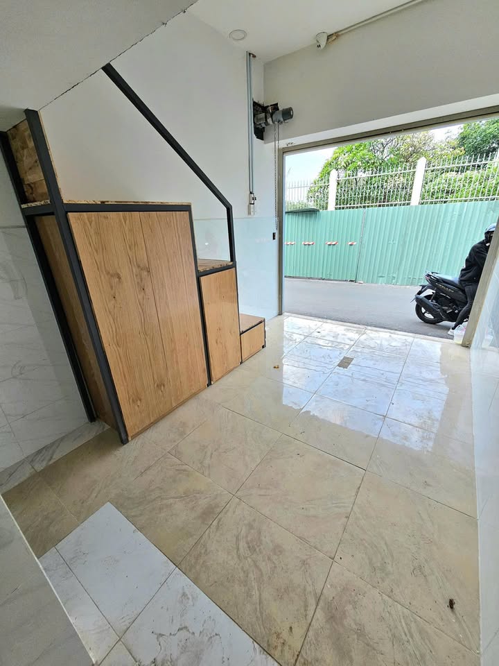 Cho thuê mặt bằng Hoàng Diệu 2, Thủ Đức 20m² giá 5 triệu - Vừa kinh doanh vừa ở!