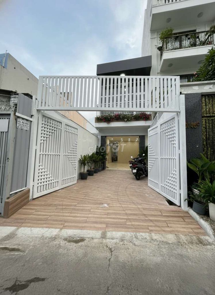 Nhà 2 tầng Nguyễn Thiện Thuật 98m² giá 9.9 tỷ - Đầu tư sinh lời ngay!