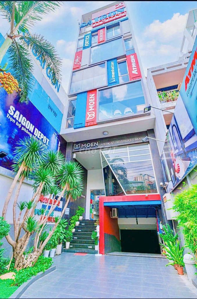 Cho thuê văn phòng mặt tiền đường Ba Tháng Hai, Quận 10 - Diện tích 500m², giá 100 triệu/tháng