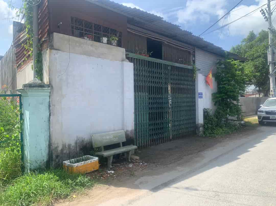 Bán xưởng mặt tiền đường Tam Đông 1, Hóc Môn 282m² - Dòng tiền ổn định!