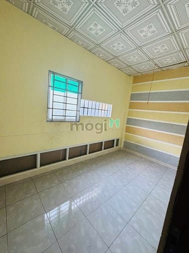 Nhà cho thuê Thạnh Lộc, Quận 12 - Diện tích 130m², chỉ 6 triệu/tháng!