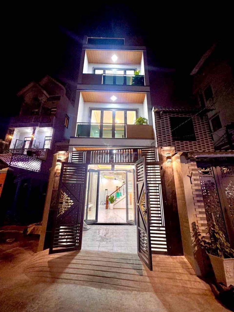 Nhà đẹp 4 lầu ở liền Phường 3 Quận 8 - Hẻm xe hơi, giá chỉ 8.75 tỷ!