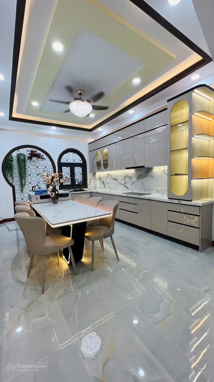 Nhà đẹp Nguyễn Thị Minh Khai, Quận 1, 40.2m², giá 3.68 tỷ - Chính chủ bán gấp!
