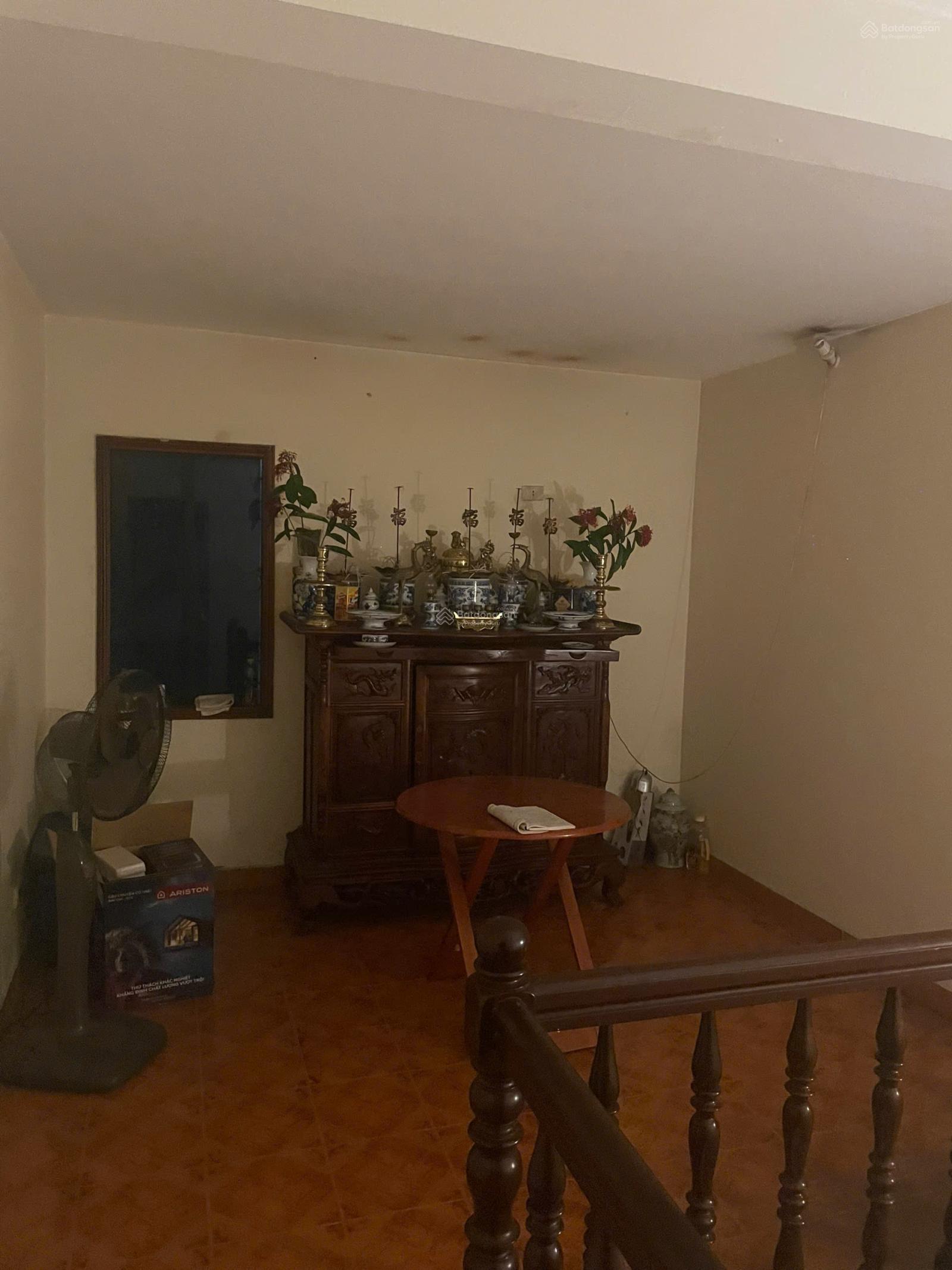 Nhà cho thuê mặt phố Vạn Bảo 50m² - Kinh doanh đa ngành tại Ba Đình