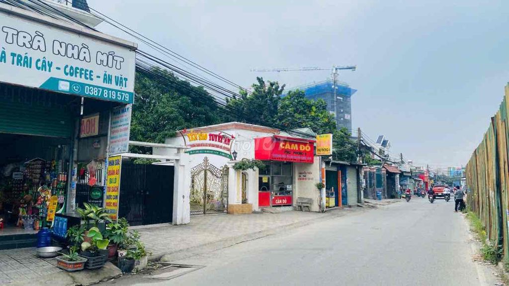 Nhà trọ mặt tiền gần chợ Thông Dụng, Tân Đông Hiệp 670m² giá 21 tỷ - Đầu tư sinh lời