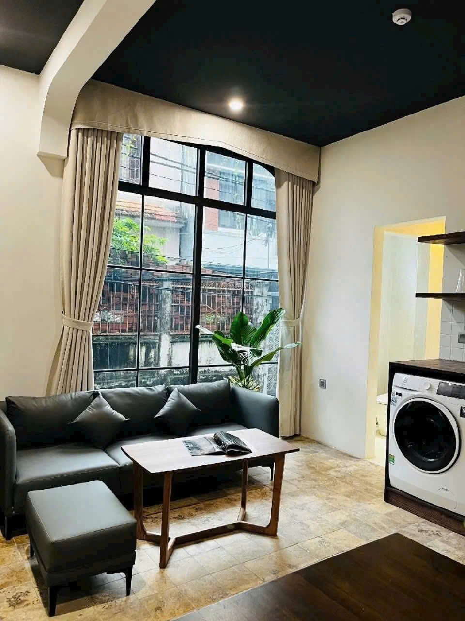 Toà Boutique 4 tầng 2 mặt tiền sát biển Đà Nẵng 600m² giá 33 tỷ - Đầu tư sinh lời ngay!