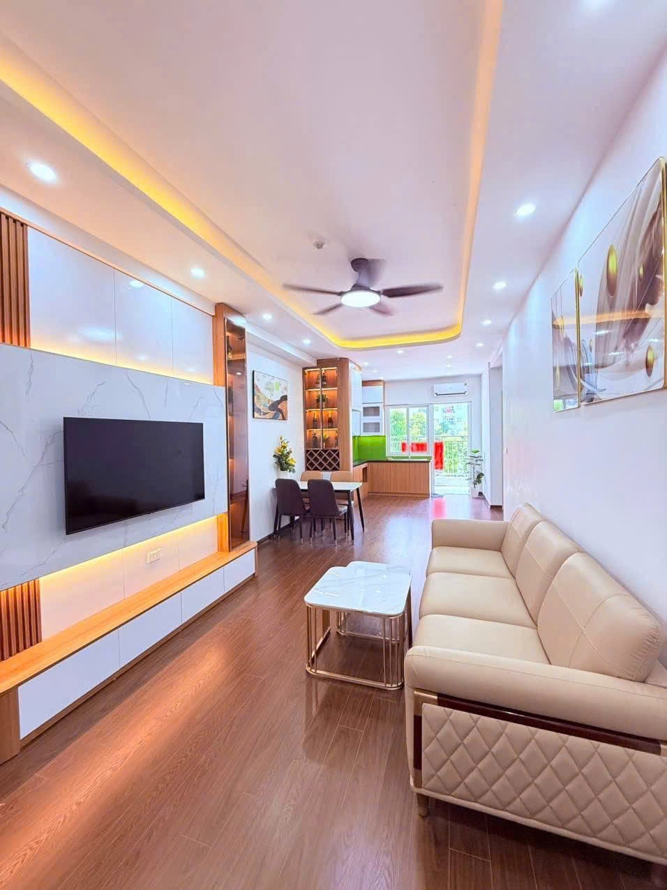 Căn hộ chung cư HH02 KĐT Thanh Hà 69m² giá 3.53 tỷ - Nội thất đầy đủ, sẵn sàng vào ở!