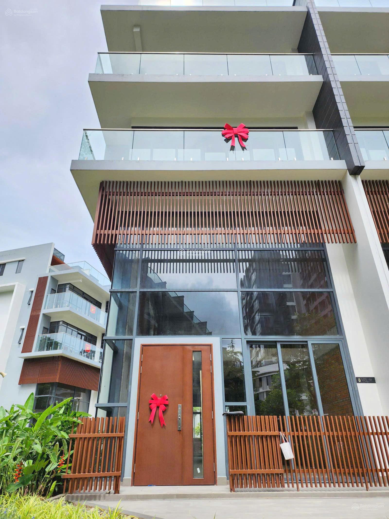 Nhà phố liền kề The Glen - Celadon City 367m² giá 21 tỷ - Không gian sống đẳng cấp