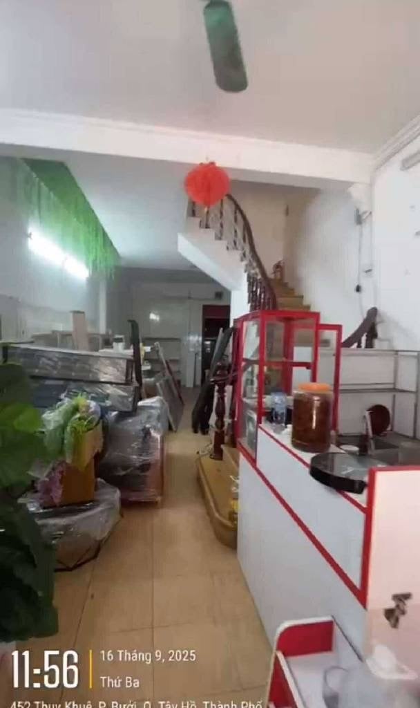 Nhà mặt phố Thụy Khuê, Tây Hồ 75m² giá 35 tỷ - Vị trí đắc địa hiếm có!