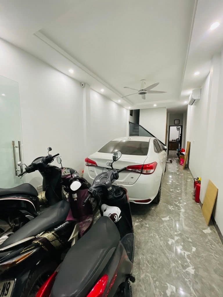 Bán nhà Ngọc Khánh - 51m² giá 20 tỷ - Thiết kế hiện đại, thang máy