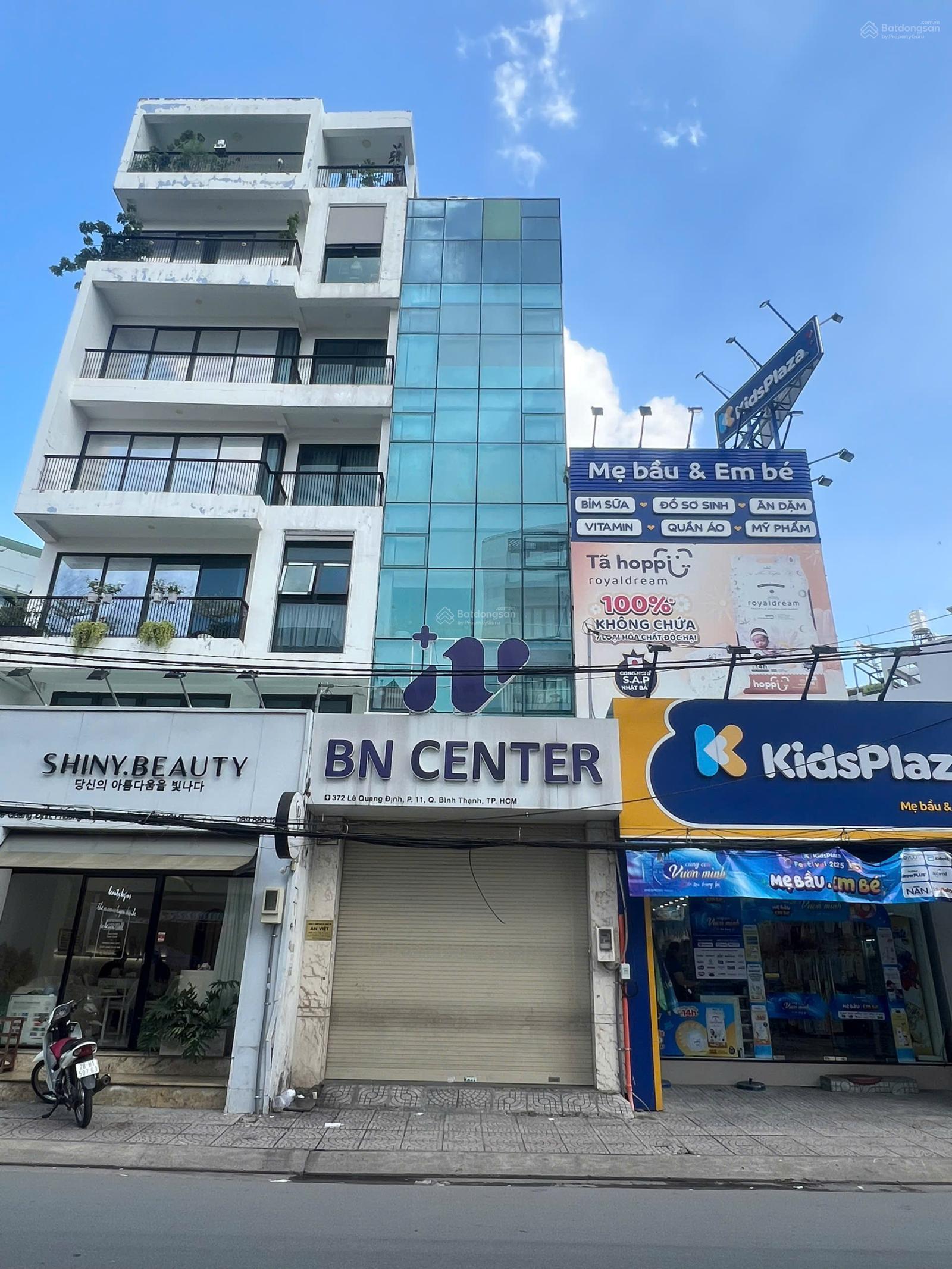 Cho thuê tòa nhà mặt tiền Lê Quang Định, 70m² giá 75 triệu - Vị trí đắc địa, phù hợp kinh doanh!