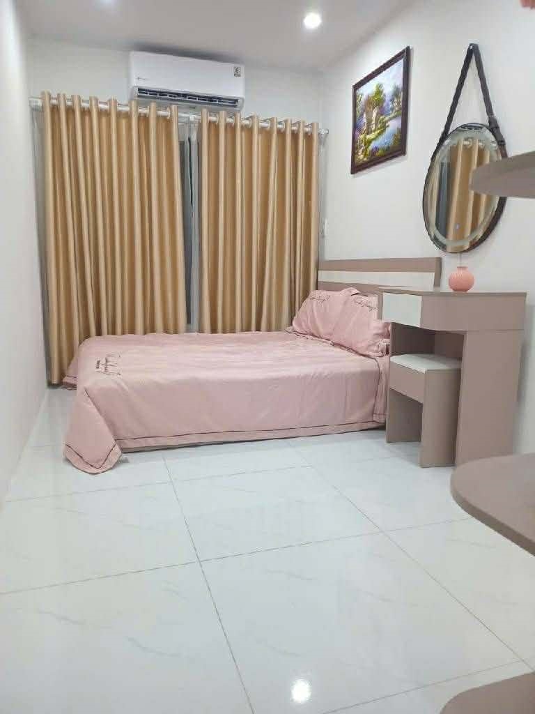 Nhà phố Minh Khai 43m² giá 7 tỷ - Vị trí đắc địa, tiện ích đầy đủ!