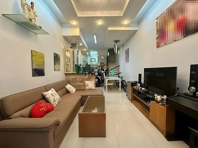 Nhà 4 Tầng HXH Nguyễn Đình Chiểu 36m² Quận 3 Chỉ 8.3 Tỷ - Sổ Vuông Như A4!