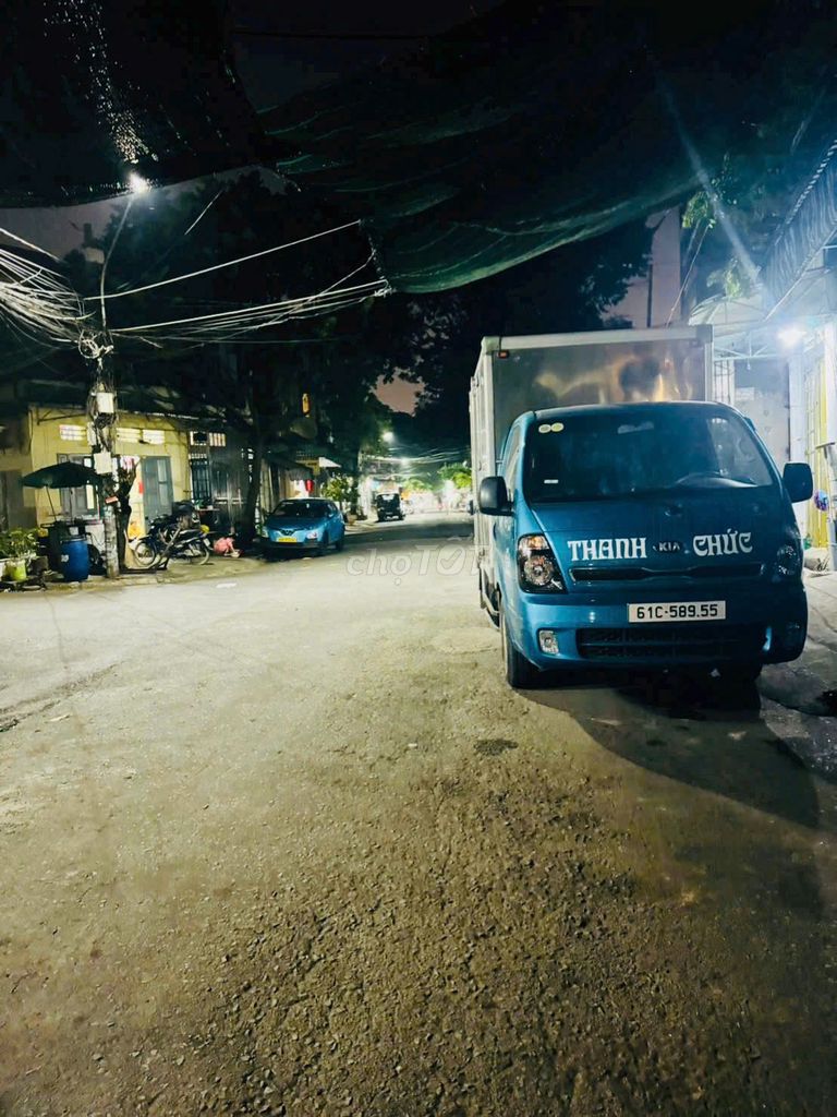 Nhà phố Dĩ An 63,6m² giá 3,65 tỷ - Gần VinCom, tiện ích đầy đủ!