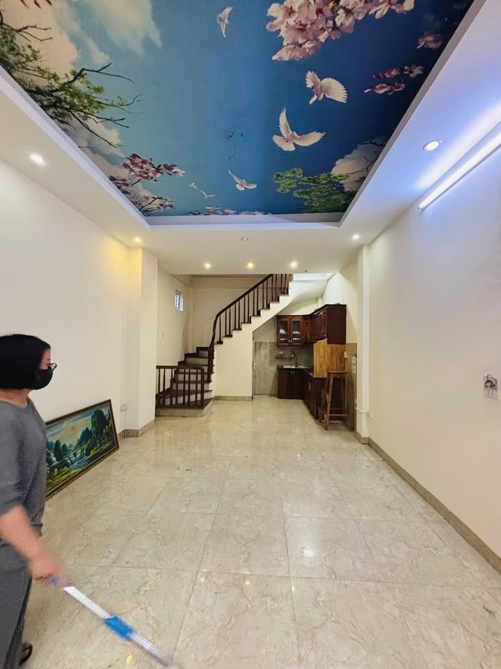 Nhà cho thuê ngõ 29 Vĩnh Hưng, Hoàng Mai 35m² giá 11 triệu - Phù hợp cho gia đình và văn phòng!
