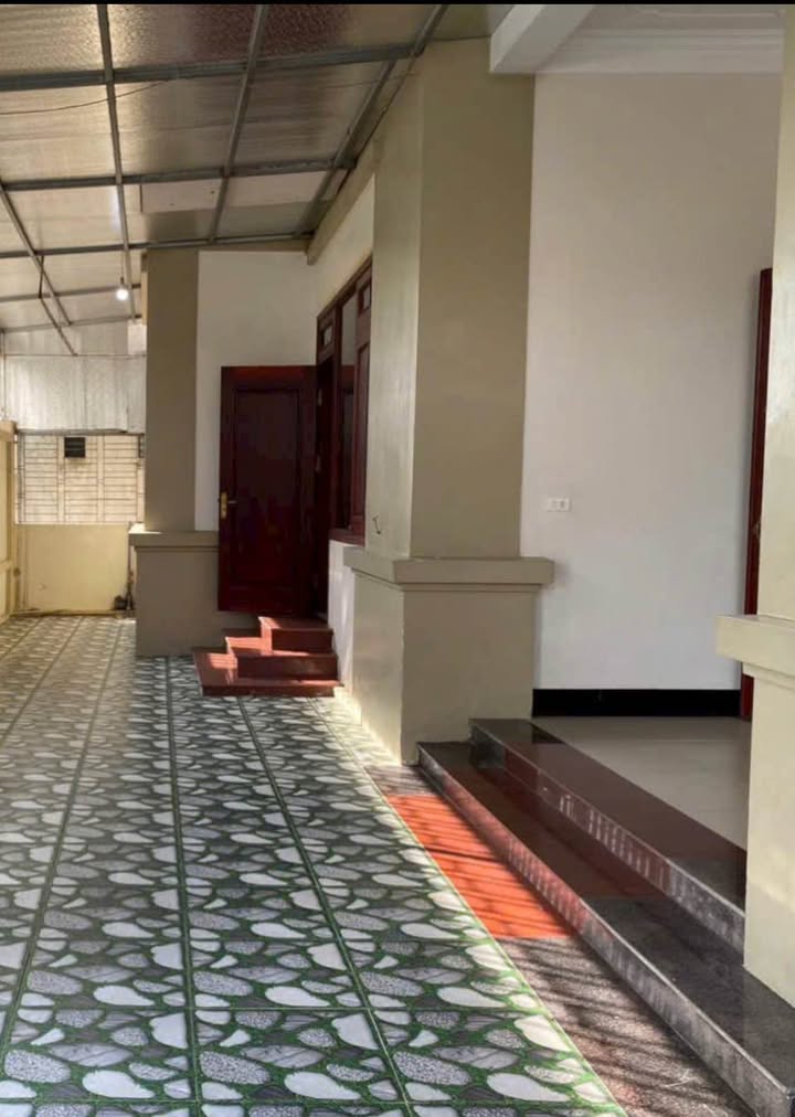 Nhà 2 tầng mặt tiền đường Lê Duẩn 150m² - Thiết kế hiện đại, giá thỏa thuận!