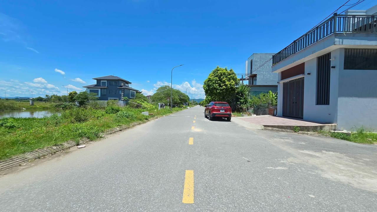 Đất nền Thạch Đài, Hà Tĩnh 109,5m² giá chỉ 3 tỷ - Đầu tư sinh lời ngay!