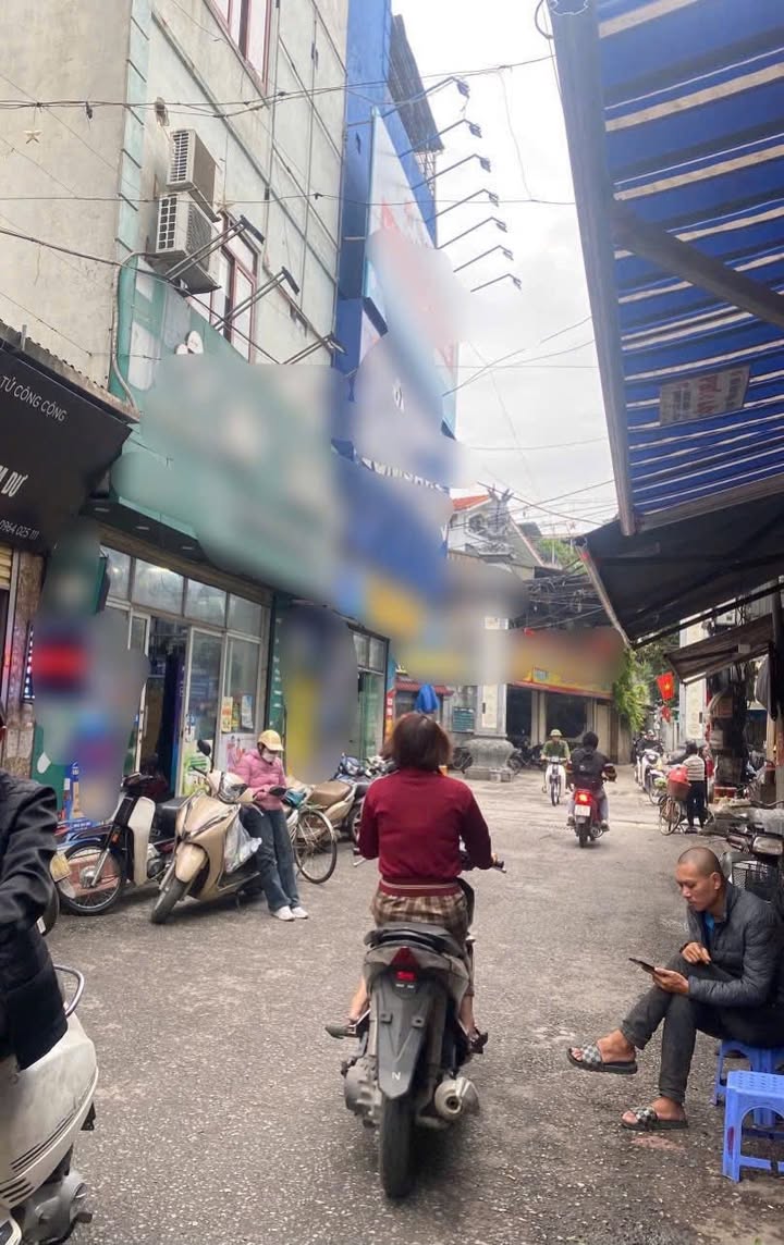 Cho thuê nhà mặt tiền ngõ 121 Nam Dư, 120m² giá 12 triệu - Kinh doanh thuận lợi!