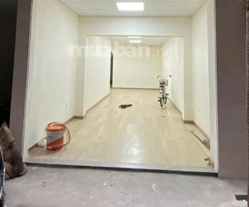 Mặt bằng kinh doanh cho thuê tại Trung Kính - Cầu Giấy 60m² giá 16 triệu - Phù hợp cho spa, văn phòng!