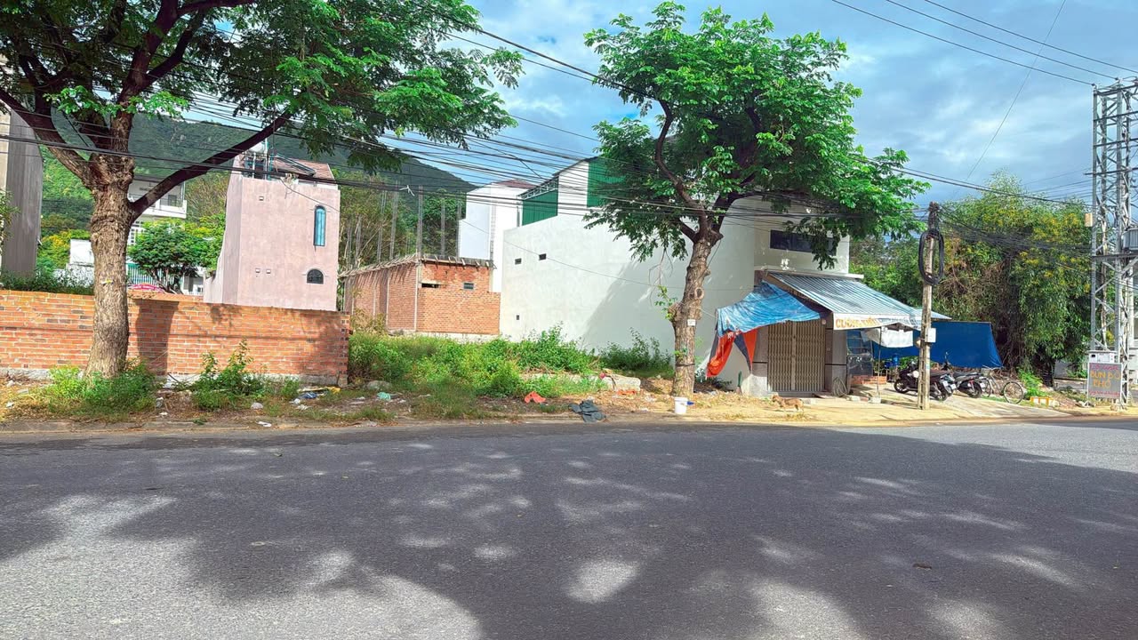 Đất nền mặt tiền đường Phong Châu, Vĩnh Thái 70m² giá 4.55 tỷ - Cơ hội đầu tư hiếm có!