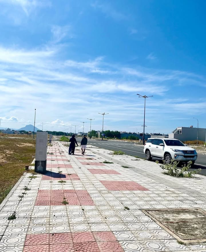 Đất nền LK Sân Bay Tuy Hòa 80m² giá chỉ 1.6 tỷ - Cơ hội đầu tư sinh lời cao!