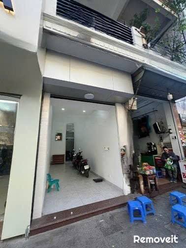 Cho thuê mặt bằng kinh doanh - Phố Khâm Thiên, Đống Đa 30m² giá 10 triệu - Vị trí đắc địa cho trà sữa, cà phê!