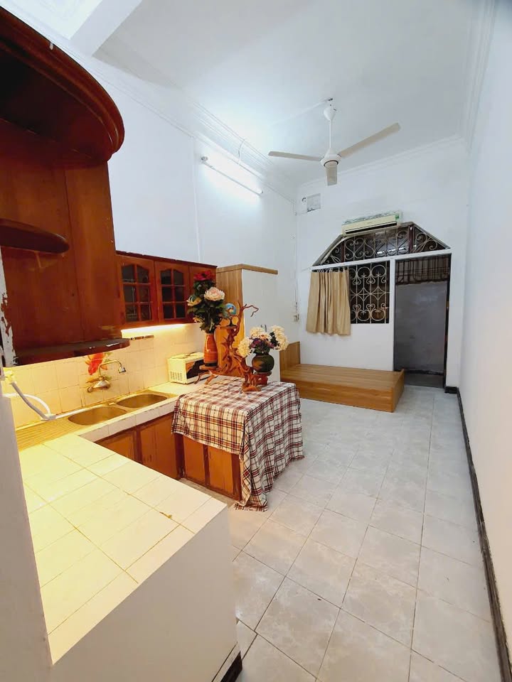 Phòng cho thuê tại 432 Đội Cấn, Ba Đình - Giá chỉ từ 2.5 triệu/tháng