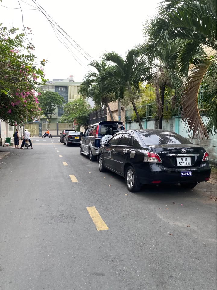 Dãy trọ 2 tầng Tăng Nhơn Phú A 96m² giá 7.2 tỷ - Đầu tư sinh lời ổn định!