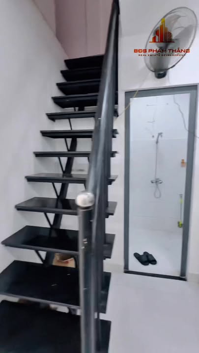 Nhà cho thuê hẻm xe tải 8m đường Nguyễn Oanh 80m² giá 15 triệu - Nhà mới sạch sẽ, chính chủ!