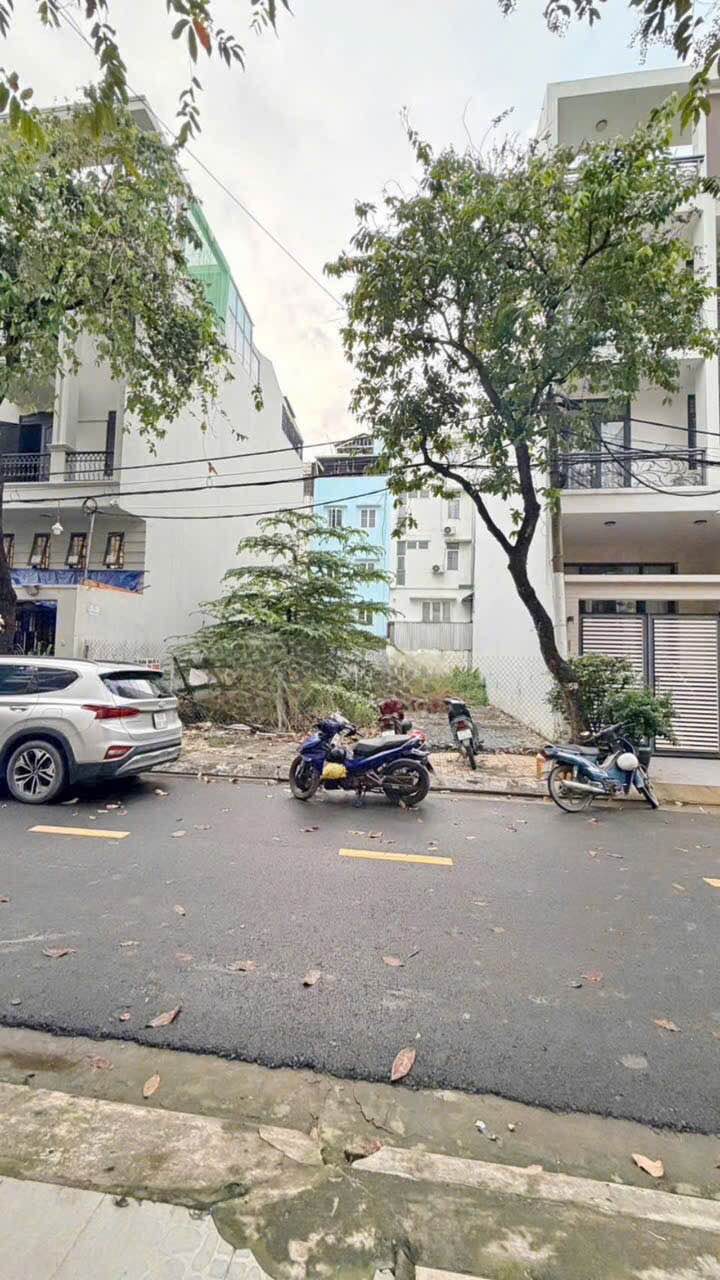 Đất mặt tiền đường Số Tân Quy Quận 7 diện tích 137m² giá 28.5 tỷ - Đầu tư lý tưởng!