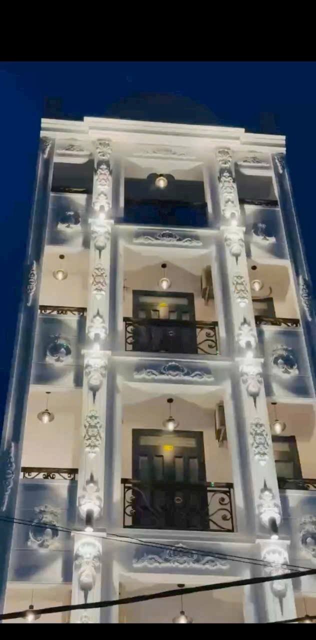 Căn hộ dịch vụ Dương Quảng Hàm Gò Vấp 135m² giá 26.8 tỷ - Đầu tư sinh lời ổn định!