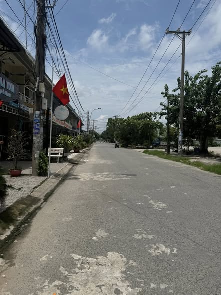 Nhà mặt tiền Lý Thị Huê, Vĩnh Quang, Rạch Giá 94.5m² giá 2.19 tỷ - Chính chủ, thương lượng tốt!