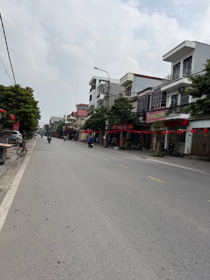 Nhà mặt phố Lê Thanh Nghị 103m² - Kinh doanh sầm uất tại Thị Trấn Gia Lộc