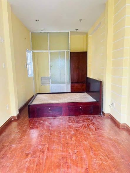 Nhà riêng Quận 10, Nguyễn Tiểu La 38m² chỉ 5 tỷ - Lô góc thoáng mát!
