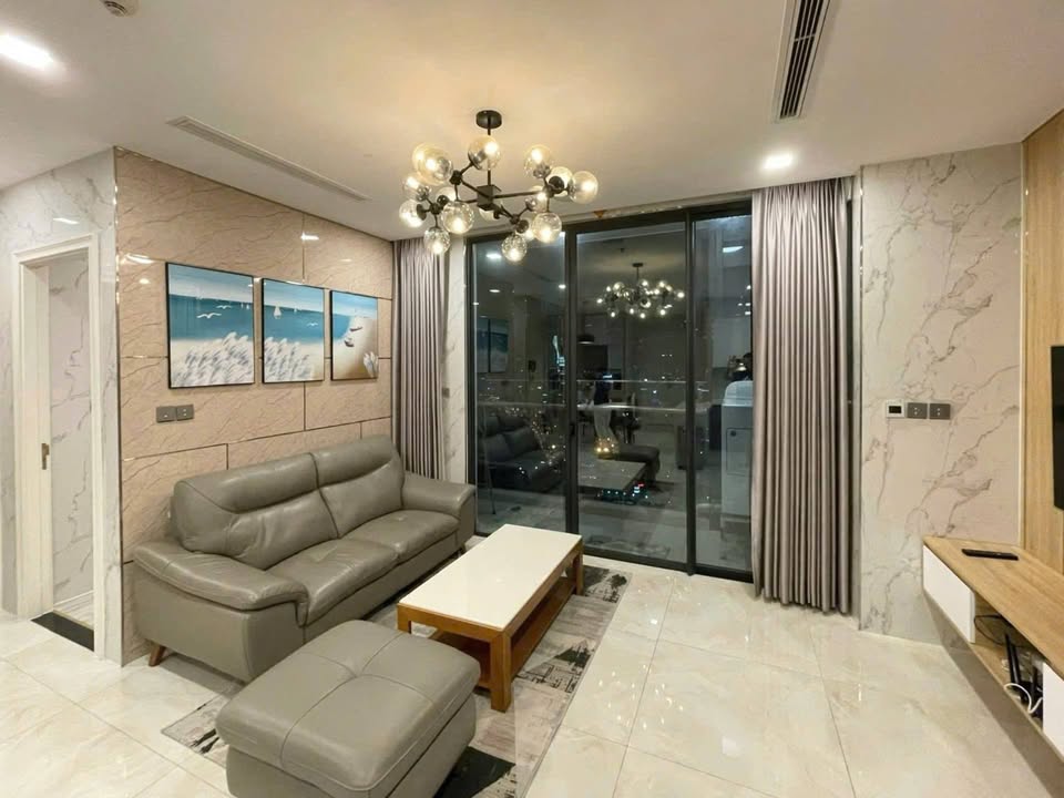 Căn hộ Vinhomes Golden River quận 1, 77m² giá 16.5 tỷ - Layout đẹp, view sông thoáng mát!