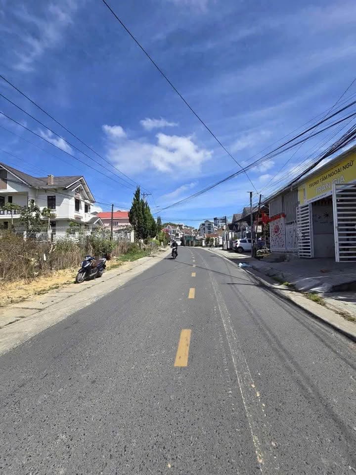 Lô đất mặt tiền Lý Nam Đế, Đà Lạt 402m² giá 25 tỷ - Rẻ nhất khu vực!