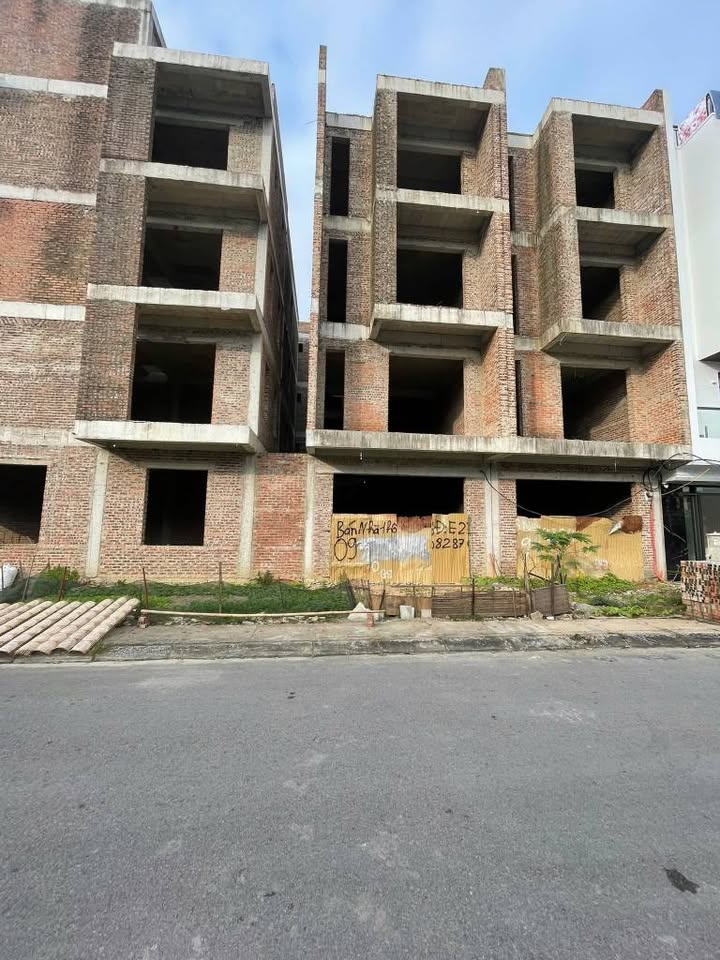 Nhà riêng tại đường Nguyễn Thiếp, Thanh Hóa 79.75m² - Mặt tiền 5.5m, giá thỏa thuận!