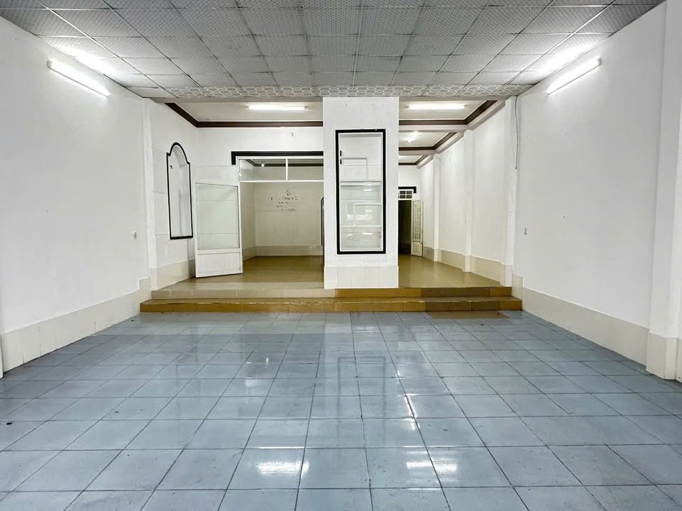 Nhà cho thuê tại Phú Mỹ, Thủ Dầu Một - 180m² giá 16 triệu, vị trí kinh doanh lý tưởng!