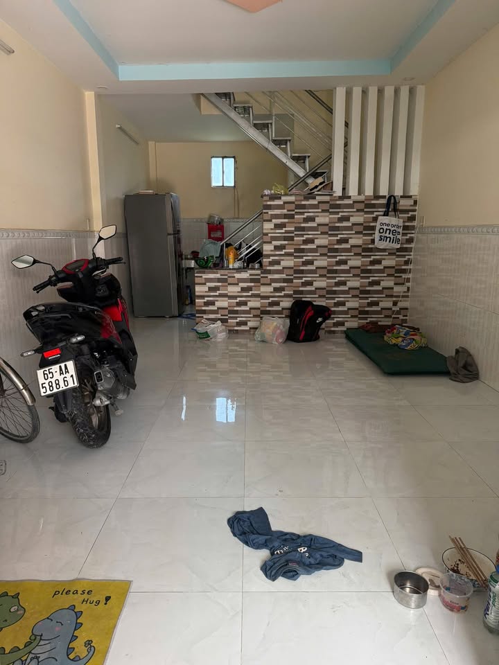 Nhà lầu trệt Củ Chi 44m² giá 1.05 tỷ - Sổ hồng chính chủ, đầy đủ tiện nghi!