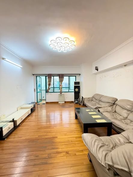 Chung cư Thành Công Tower Ba Đình 176m² giá 14.7 tỷ - Sổ đỏ chính chủ, 4 phòng ngủ rộng rãi!