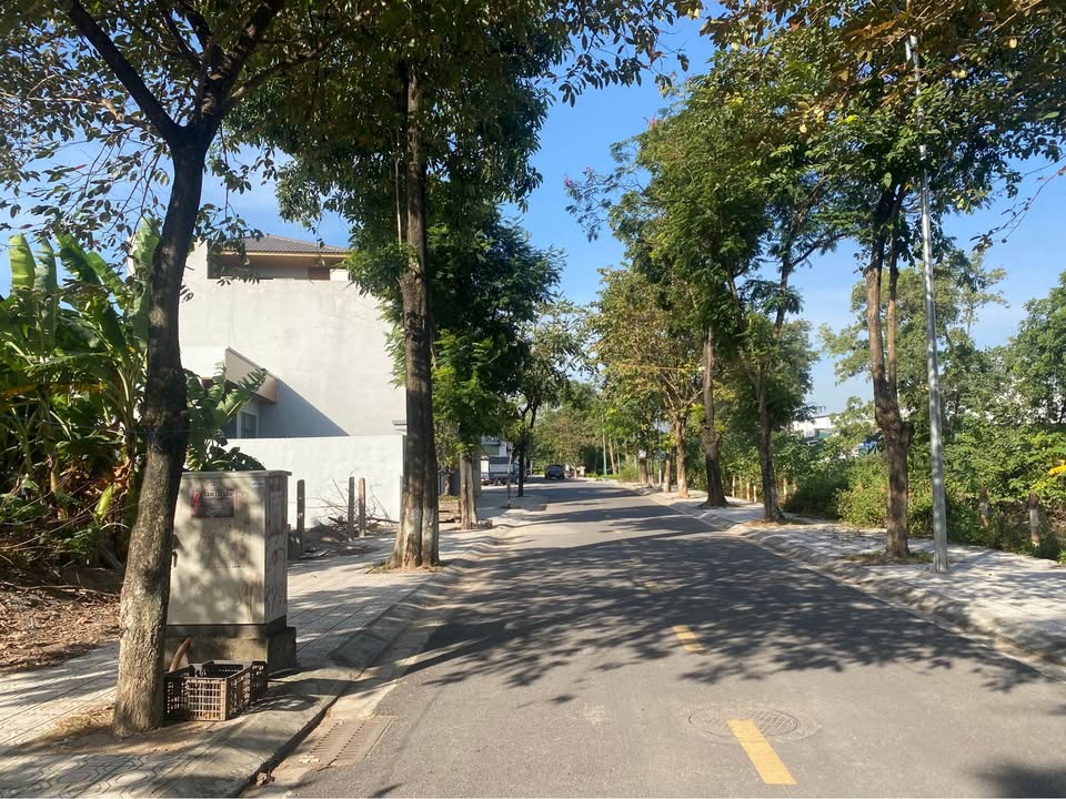 Đất nền khu tập thể Bút Sơn, Phủ Lý 76m² giá chỉ 3x triệu - Cơ hội đầu tư tuyệt vời!