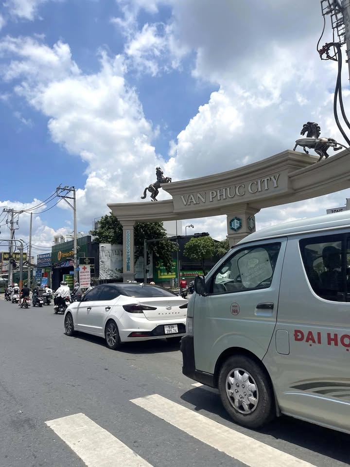 Đất nền Hiệp Bình Phước 78m² giá 5.5 tỷ - Hẻm ô tô, vị trí vàng gần Vạn Phúc City!