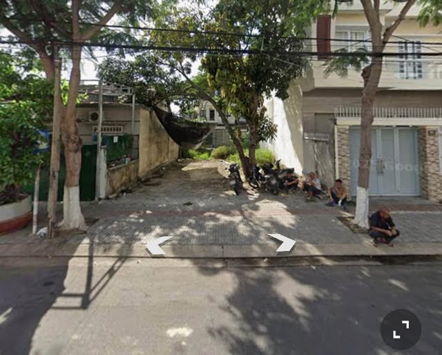 Đất nền mặt tiền Dương Hiến Quyền Nha Trang 202m² giá 21.3 tỷ - Kinh doanh cực tốt!